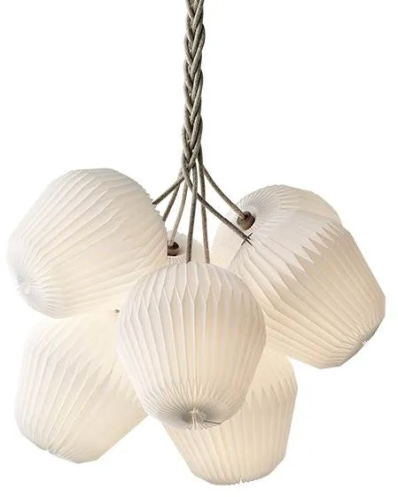 Le Klint THE BOUQUET XL Kynttilänjalka, jossa on 7 vakiovarjostinta